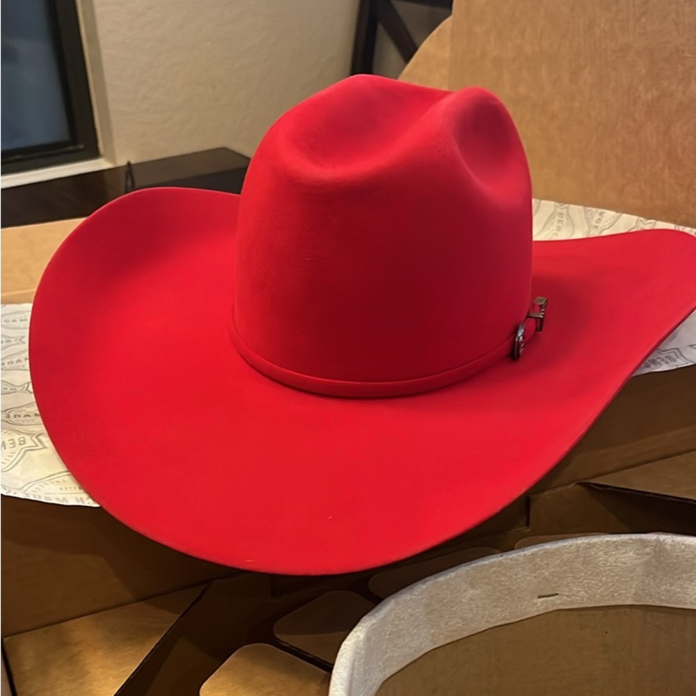 Red Greeley Hat Works western hat, rodeo ❤️